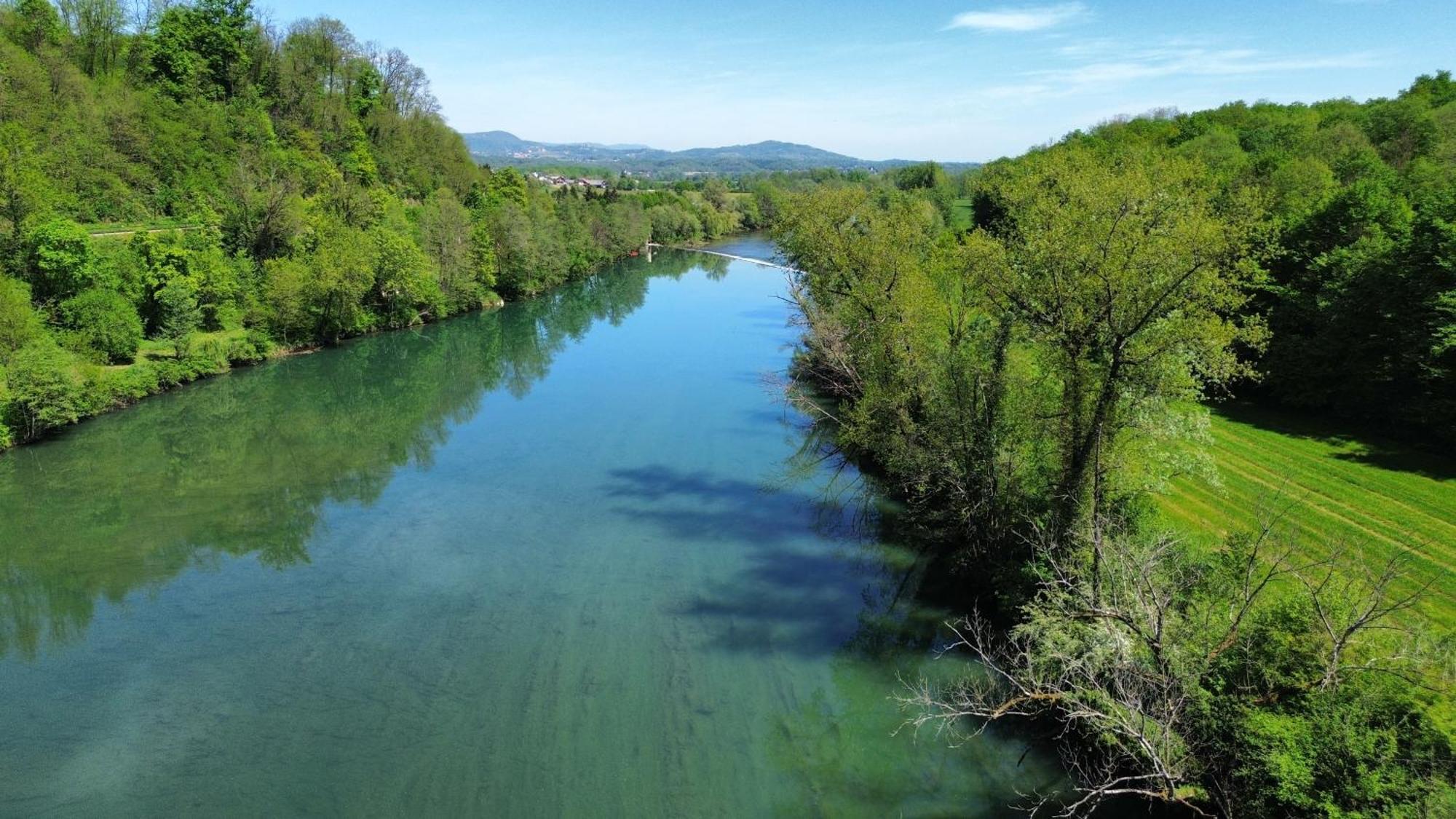 Kolpa Paradise Metlika Bagian luar foto